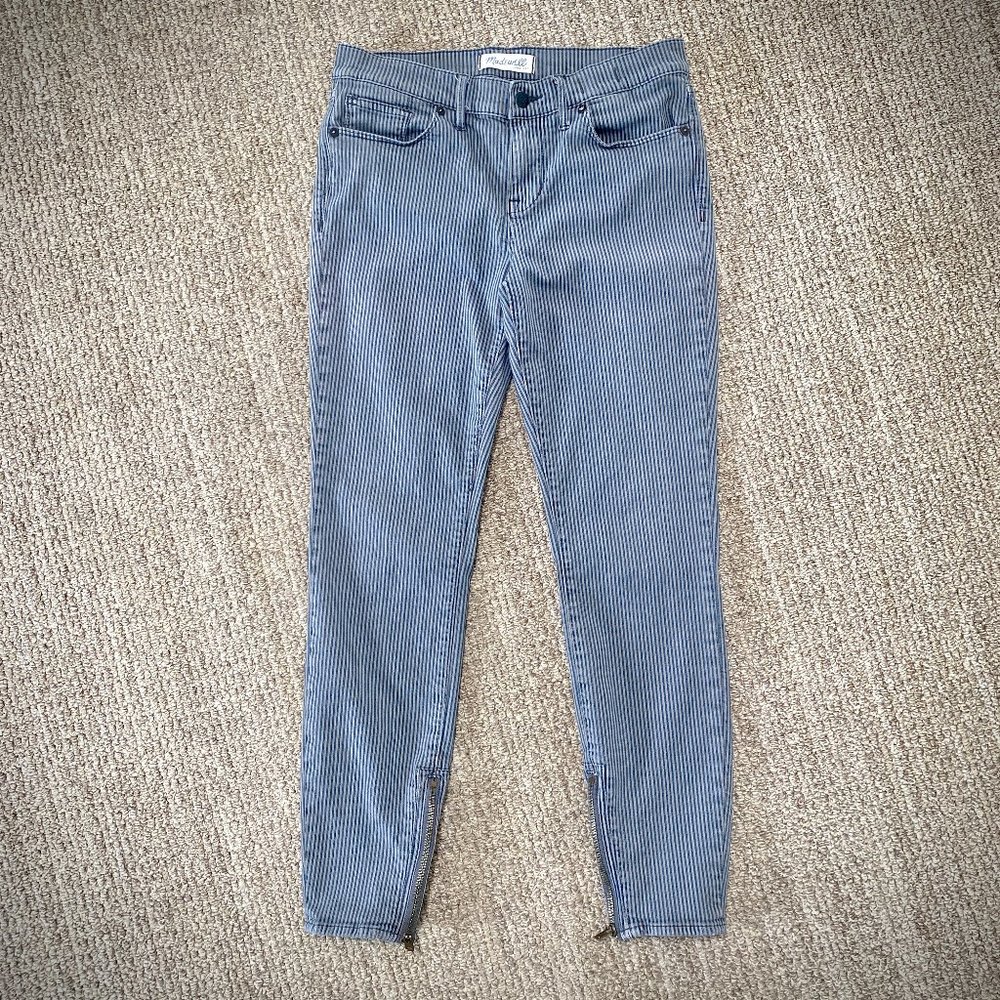Madewell Railroad Stripe Skinny Zippered Ankle Jeans in Grey/Blue, 28